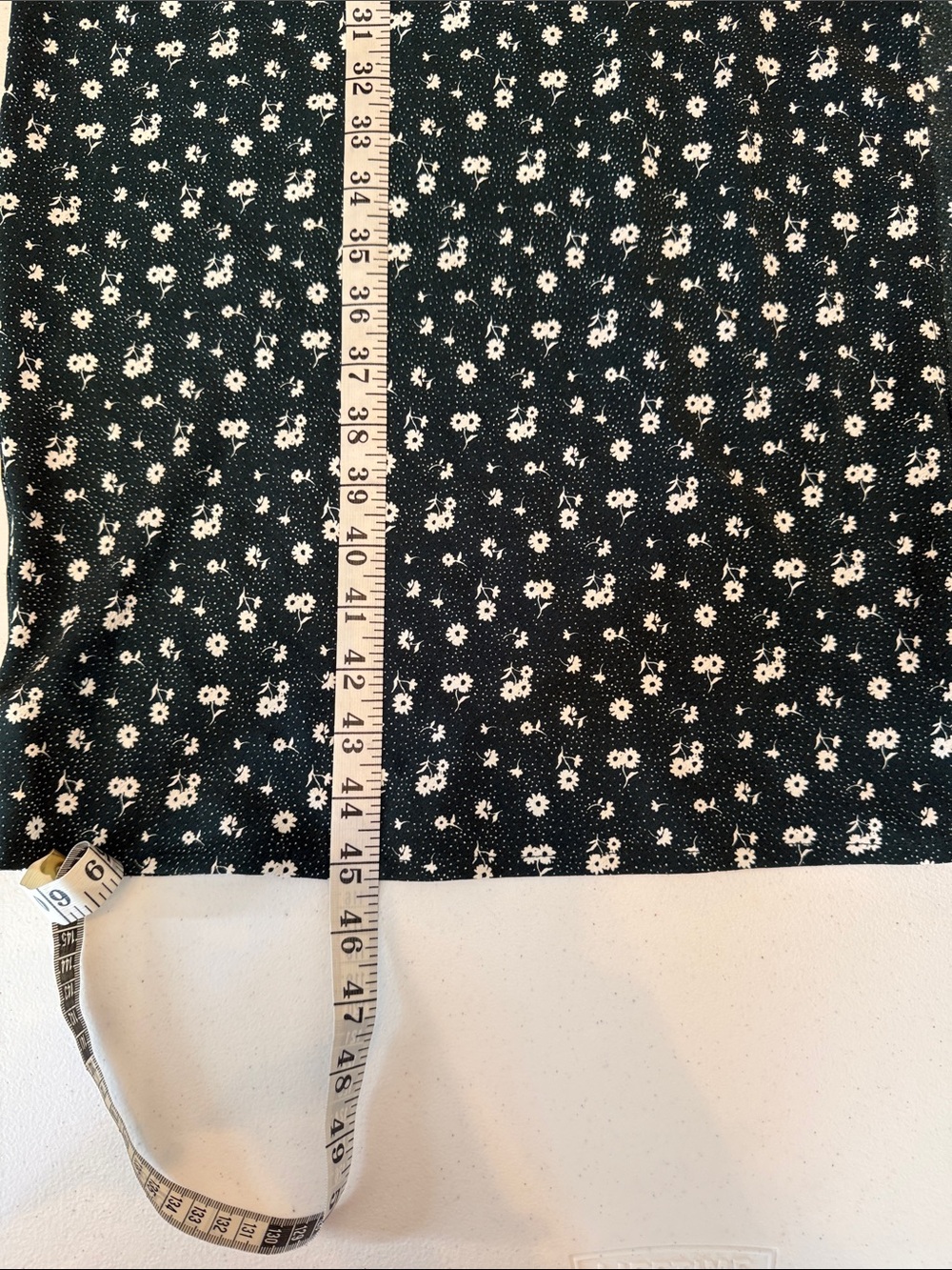 Kittenish Green and White V-Neck Bishop Sleeve Sundress - Picture 9 of 9